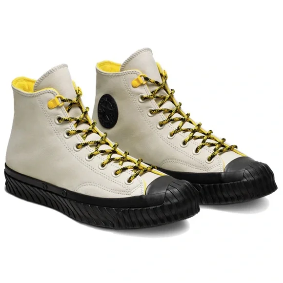 Converse Leather High-Top Sneakers in Beige and Yellow, Men’s Size 11, Like New
